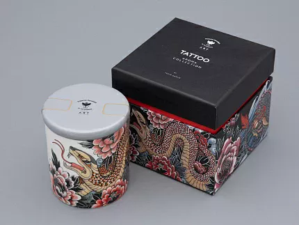 Свеча ароматическая в подарочной упаковке, форма tоp, рисунок TATTOO SERPENTA аромат Северное сияние, арт. 81.32802.00.1