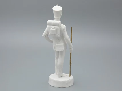 Скульптура  Рядовой русской пехоты Николая I, в подарочной упаковке, рисунок Белый бисквит, арт 81.33426.00.1, 