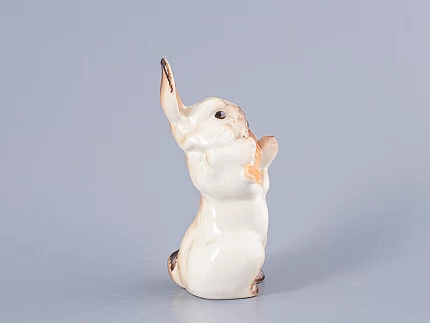 Скульптура Заяц с морковкой № 2 арт. 82.01963.00.1