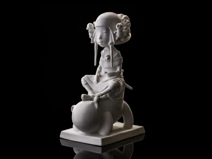 Скульптура Мишка и Лотос, Белый бисквит, в подарочной упаковке, арт. 81.32920.00.1, 