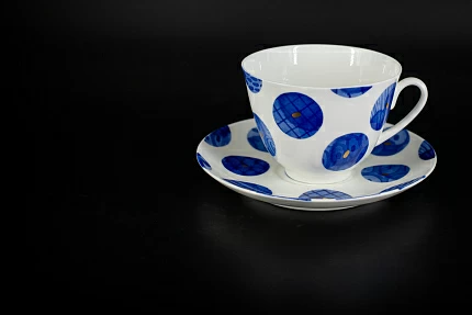 Чашка с блюдцем Мода, на форме Весенняя, арт 61.21006.00.1