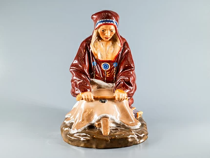 Скульптура Народности России Корякская женщина арт. 82.76796.00.1