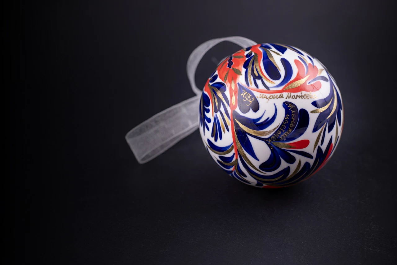 Елочная игрушка Шар, рисунок Аленький цветочек, арт 60.15215.00.1, 