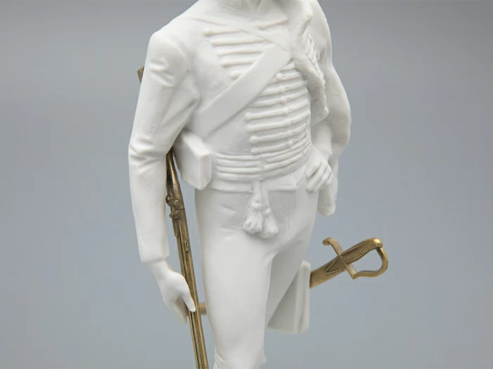 Скульптура Гусар эпохи АлександраI, в подарочной упаковке, рисунок Белый бисквит, арт 81.33423.00.1, 