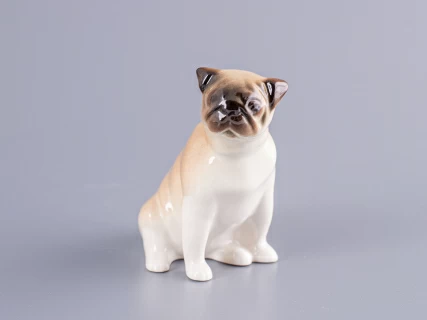 Скульптура Мопс сидящий Ники арт. 82.81317.00.1, 