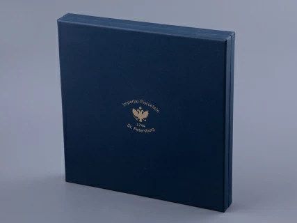 Тарелка декоративная 270 мм в подарочной упаковке, форма Европейская-3 рисунок Маршалы Победы. Жуков Г.К., арт. 81.33507.00.1, 