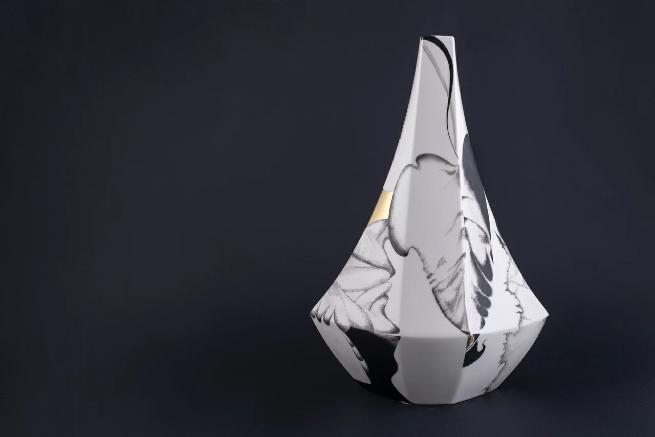 Ваза Slaid на форме Вектор, арт 60.01878.00.1, 