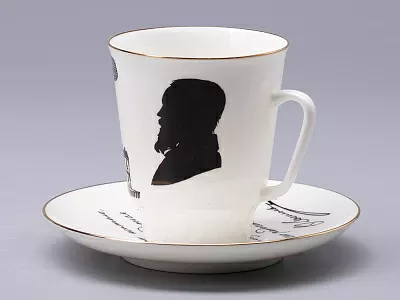 Чашка с блюдцем 165 мл форма Майская рисунок Русские писатели Достоевский, арт. 81.31158.00.1