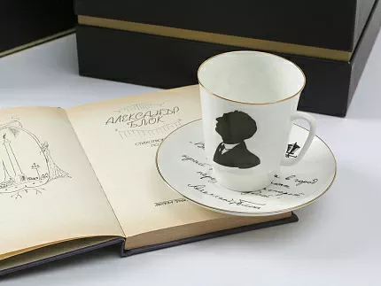 Чашка с блюдцем 165 мл форма Майская рисунок Русские писатели Блок, арт. 81.33298.00.1