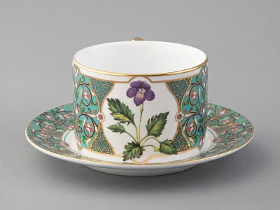 Чашка с блюдцем 250 мл в подарочной упаковке форма Соло, рисунок, Фиалка надрезанная, арт. 81.32656.00.1 Чашка с блюдцем 250 мл в подарочной упаковке форма Соло, рисунок, Фиалка надрезанная, арт. 81.32656.00.1