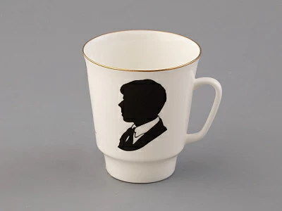 Подарочный набор на 2 персоны Чашка с блюдцем форма Майская, рисунок Русские писатели Есенин, Цветаева, арт. 81.33293.00.1