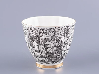 Чашка с блюдцем чайная 200 мл форма Гвоздика рисунок Лето Черное арт. 81.20072.00.1