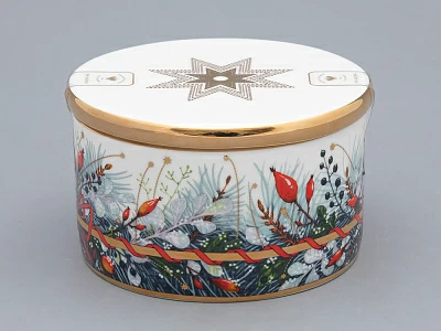 Свеча ароматическая в подарочной упаковке, форма Идиллия рисунок Календа аромат Зимний лес, арт. 81.33153.00.1