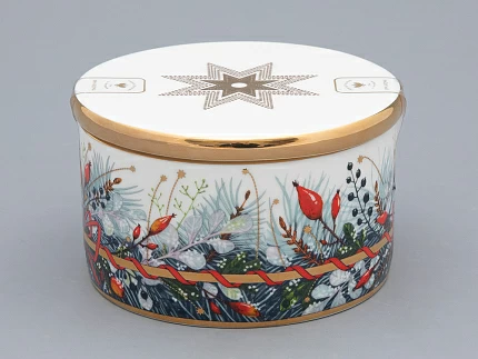 Свеча ароматическая в подарочной упаковке, форма Идиллия рисунок Календа аромат Зимний лес, арт. 81.33153.00.1