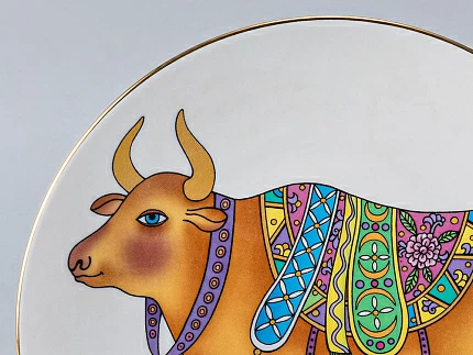 Тарелка декоративная 195 форма Эллипс рисунок Восточный сувенир. Бык, арт. 80.99931.00.1