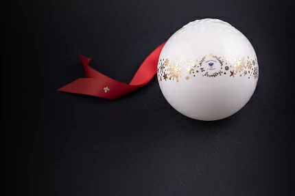 Елочная игрушка Шар с елкой, рисунок Звездопад, арт 60.21172.00.1