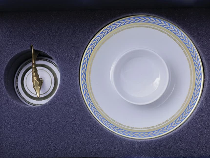 Подарочный набор стопки и икорница рис. Золотой арт. 81.30556.00.1