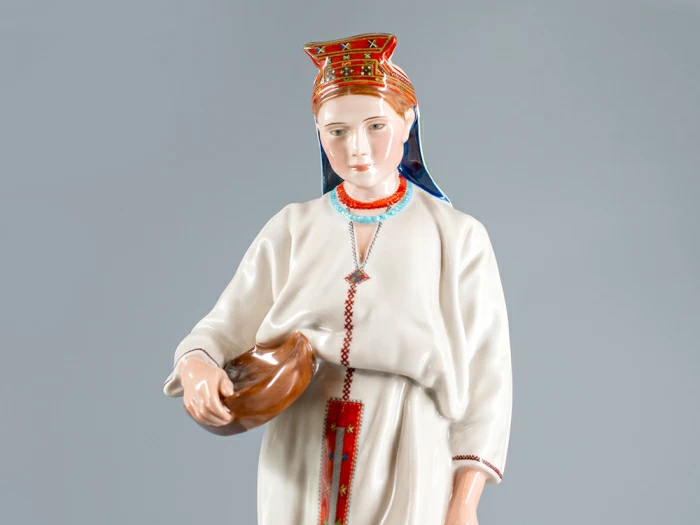 Скульптура Народности России Мордовская женщина арт. 82.87924.00.1, 