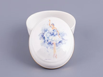 Туалетная коробочка форма Овальная рисунок Фея нежности арт. 80.86399.00.1 Туалетная коробочка форма Овальная рисунок Фея нежности арт. 80.86399.00.1