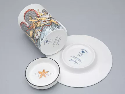 Бокал с крышкой и блюдцем в подарочной упаковке, форма top. рисунок TATTOO Dragon арт. 81.31627.00.1