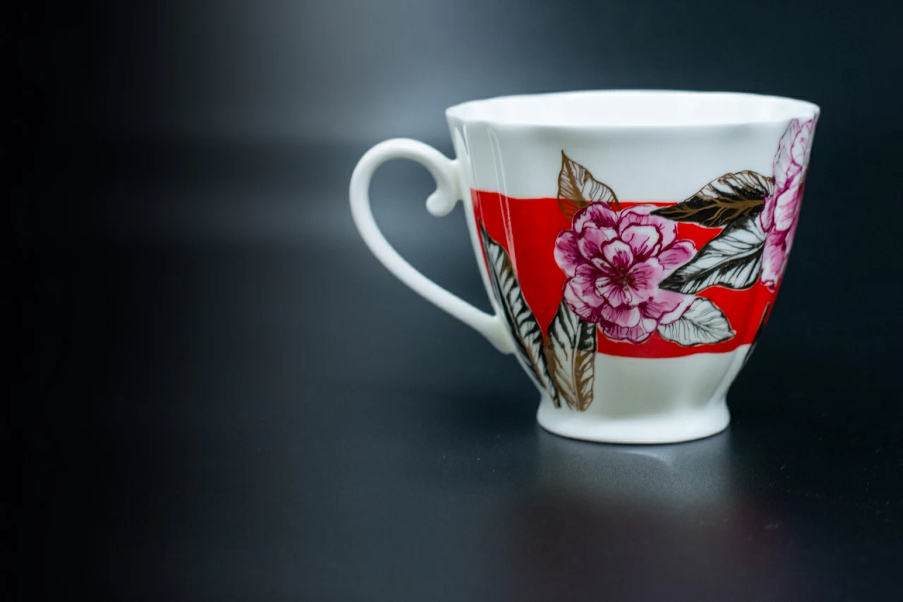 Чашка с блюдцем Красная Роза, на форме Гвоздика, арт 61.20991.00.1, 