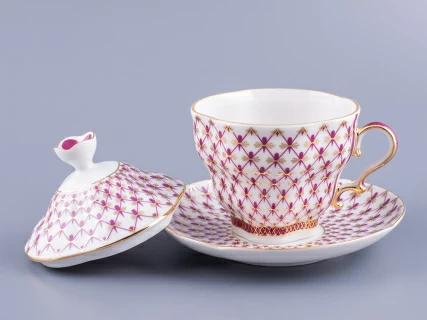 Чашка с блюдцем и крышкой форма Подарочная-2 рисунок Сетка-Блюз 2 арт. 81.26643.00.1, 