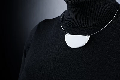 Подвеска Полукруг, рисунок Белый бисквит, арт 60.15858.00.1