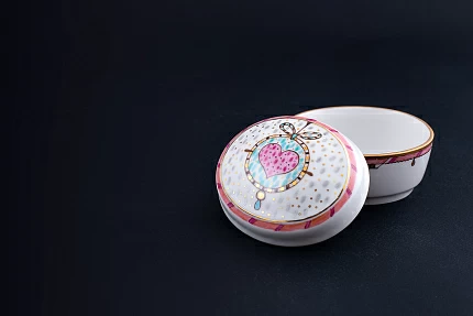 Шкатулка Овальная, рисунок Сердечко, арт 60.14354.00.1