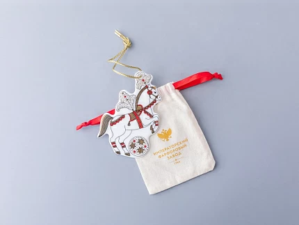 Елочные игрушки 5шт в подарочной упаковке, рисунок Гранд цирк, арт 81.34385.00.1 Елочные игрушки 5шт в подарочной упаковке, рисунок Гранд цирк, арт 81.34385.00.1