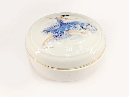 Туалетная коробочка форма Овальная рисунок Фея резвости арт. 80.86403.00.1 Туалетная коробочка форма Овальная рисунок Фея резвости арт. 80.86403.00.1