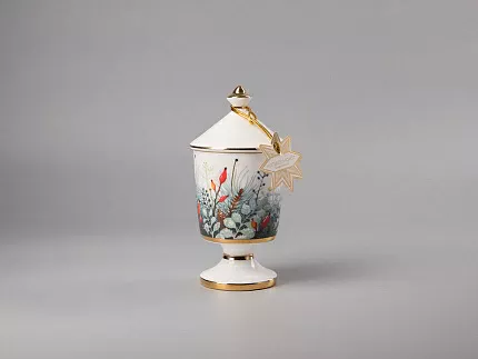 Свеча ароматическая в подарочной упаковке, форма Идиллия рисунок Календа аромат Загадочный лес арт. 81.31004.00.1