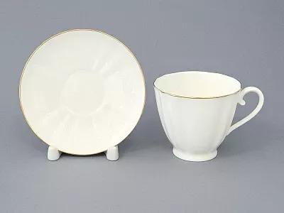 Чашка с блюдцем чайная 200 мл форма Гвоздика рисунок Золотой кантик арт. 81.13929.00.1