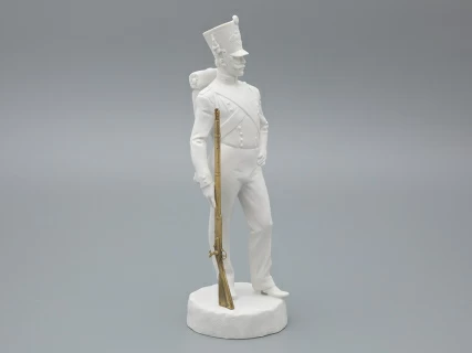 Скульптура  Рядовой русской пехоты Николая I, в подарочной упаковке, рисунок Белый бисквит, арт 81.33426.00.1, 