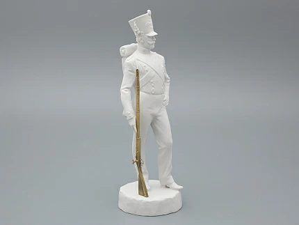 Скульптура  Рядовой русской пехоты Николая I, в подарочной упаковке, рисунок Белый бисквит, арт 81.33426.00.1
