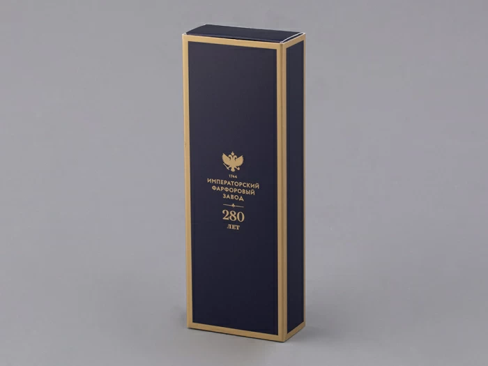 Брелок подвеска в подарочной упаковке, форма Квадрат, рисунок Супрематический пояс, арт 81.33233.00.1,  Брелок подвеска в подарочной упаковке, форма Квадрат, рисунок Супрематический пояс, арт 81.33233.00.1,