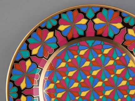 Тарелка декоративная 270 мм Европейская, в подарочной упаковке, рисунок Готическая 1 арт. 81.27117.00.1 Тарелка декоративная 270 мм Европейская, в подарочной упаковке, рисунок Готическая 1 арт. 81.27117.00.1