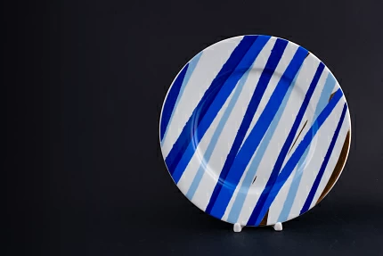 Тарелка декоративная 215 мм, Синие тени на форме Эллипс, арт 60.15490.00.1