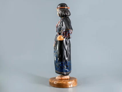 Скульптура Народности России, Айнка, арт 82.93082.00.1, 