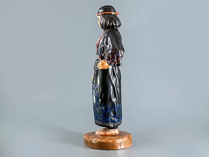 Скульптура Народности России, Айнка, арт 82.93082.00.1