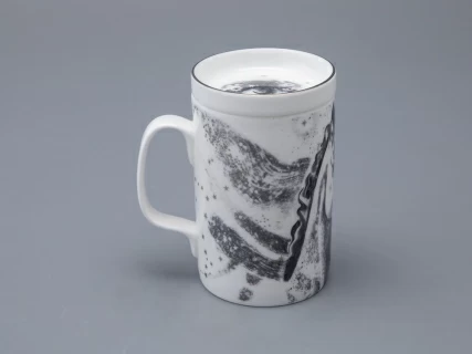 Бокал с блюдцем и крышкой 400 мл в подарочной упаковке, форма top рисунок Черный мустанг, арт 81.34276.00.1, 