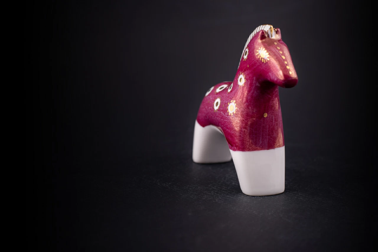 Скульптура Лошадь Вишневая, арт 62.21211.00.1, 