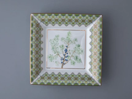 Подставка для мелочей в подарочной упаковке форма Квадратная рисунок Можжевельник ароматный, арт 81.33956.00.1