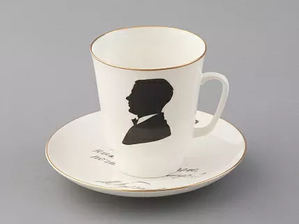 Чашка с блюдцем 165 мл форма Майская рисунок Русские писатели Булгаков, арт. 81.33387.00.1