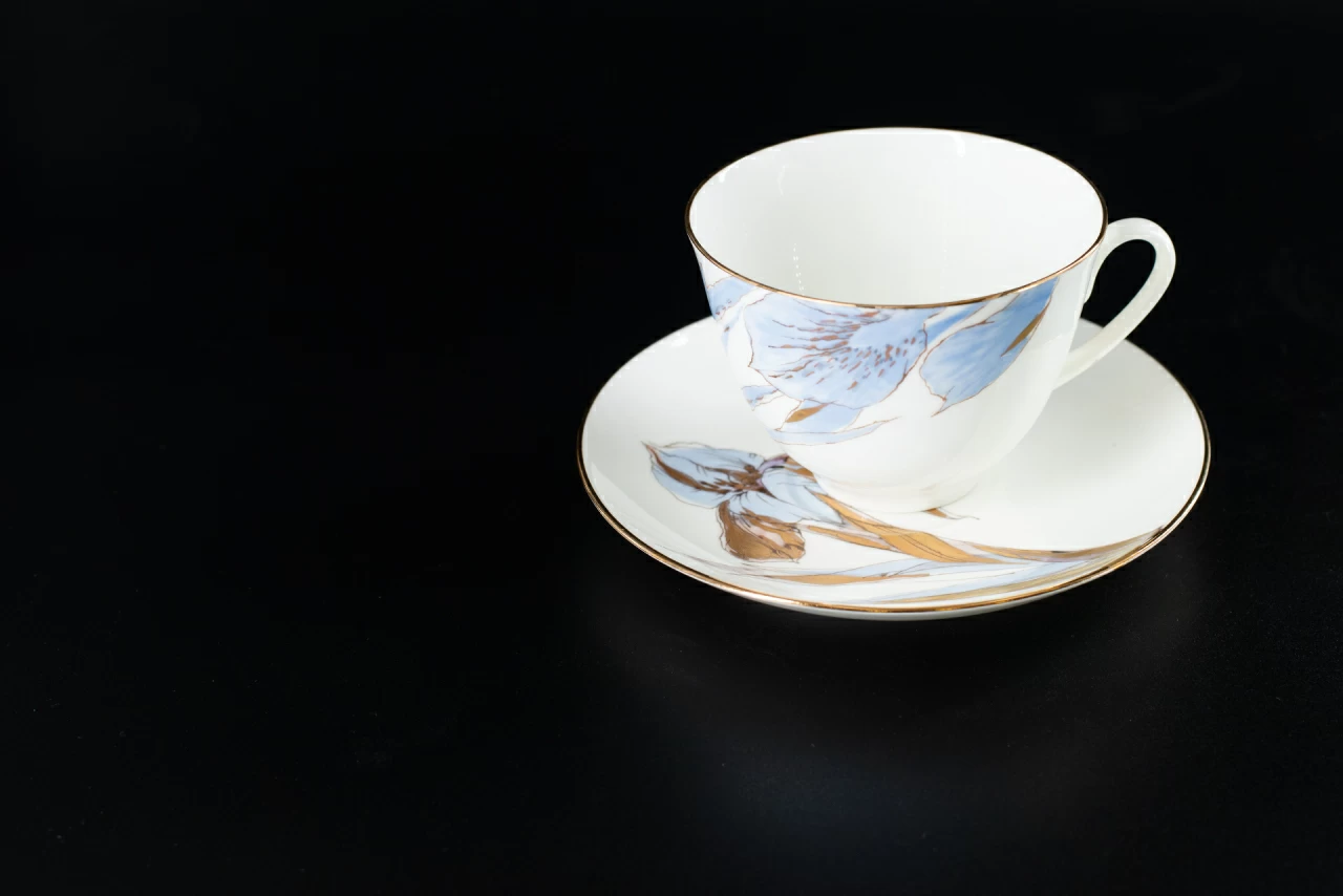 Чашка с блюдцем Любимые Цветы Модерна 2, на форме Весенняя, арт 61.20999.00.1, 