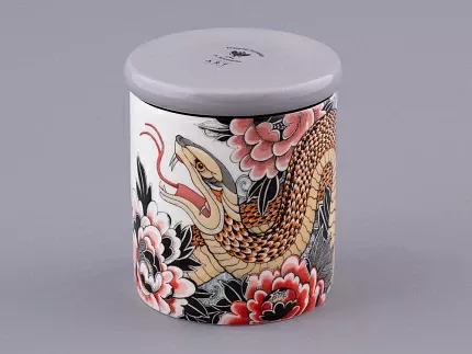 Свеча ароматическая в подарочной упаковке, форма top, рисунок Tattoo SERPENTA аромат Зимний лес, арт. 81.32803.00.1