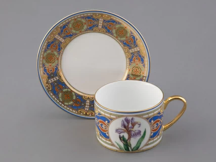 Чашка с блюдцем 250 мл в подарочной упаковке форма Соло, рисунок Нежный Ирис, арт. 81.32657.00.1,  Чашка с блюдцем 250 мл в подарочной упаковке форма Соло, рисунок Нежный Ирис, арт. 81.32657.00.1,