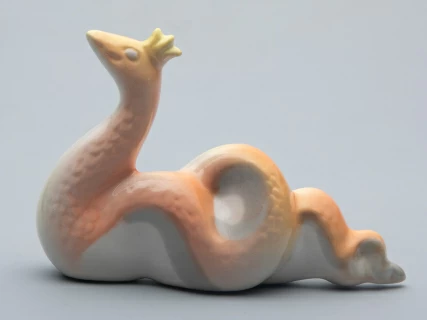 Скульптура форма Королева змей Рыжая, арт 82.74497.00.1, 