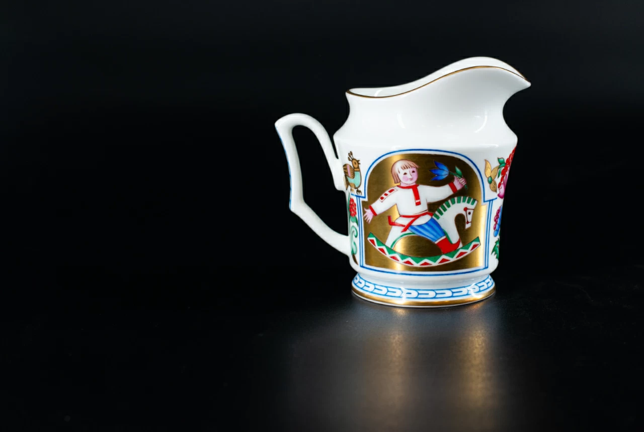 Сливочник Лада на форме Юлия, арт 60.09803.00.1, 