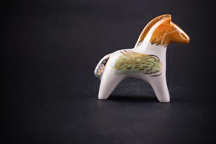 Скульптура на форме Лошадь, Три вкуса, арт 62.21209.00.1