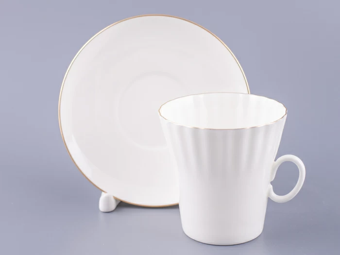 Чашка с блюдцем кофейная 175 мл.,  форма Одуванчик,  рисунок Золотой кантик арт. 81.13552.00.1, 